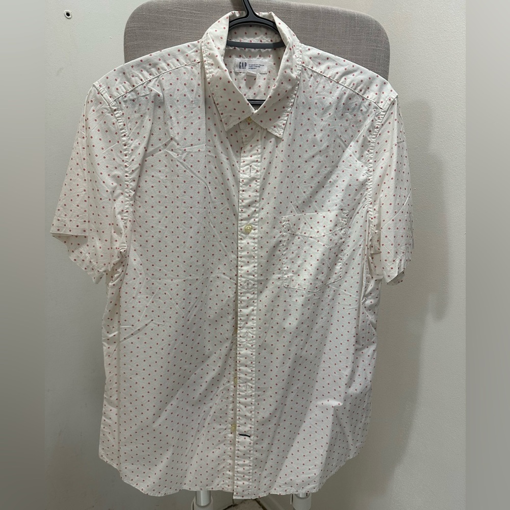 Shortsleeved Button down Polo